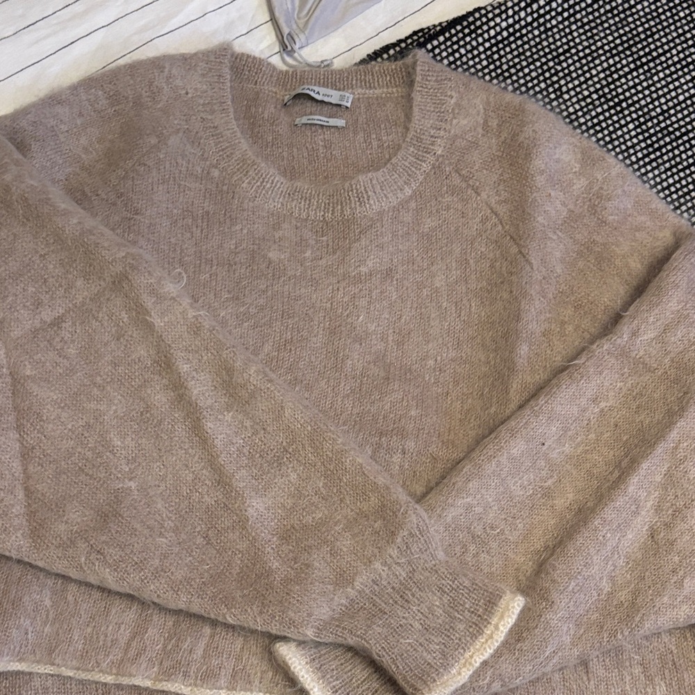 Men's Tan Sweater
